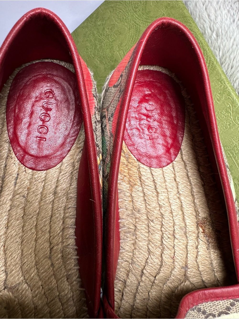 Gucci GG Supreme Floral Espadrilles
Italian 36.5 or 6.5 US - Picture 7 of 10